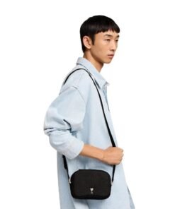 AMI PARIS PARIS CAMERA BAG IN BLACK